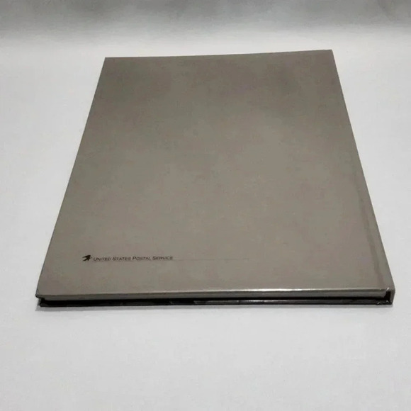 1993 Commemorative Stamp Collection Elvis Presley Collectible Hard Cover - Picture 2 of 3